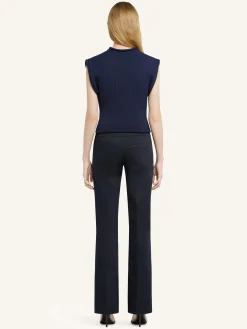CROPPED SLEEVELES SWEATER