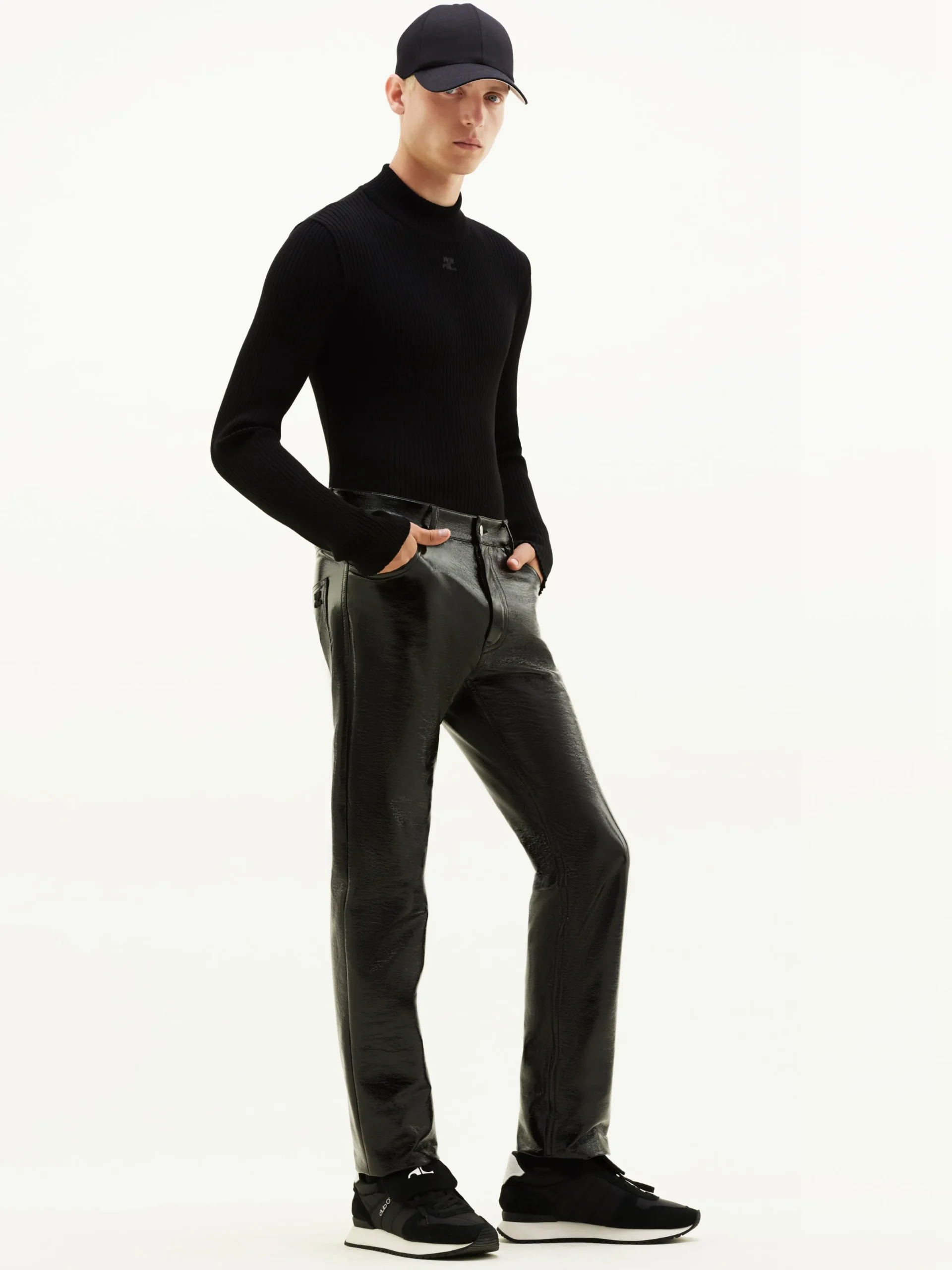 REEDITION RIB KNIT MOCKNECK SWEATER