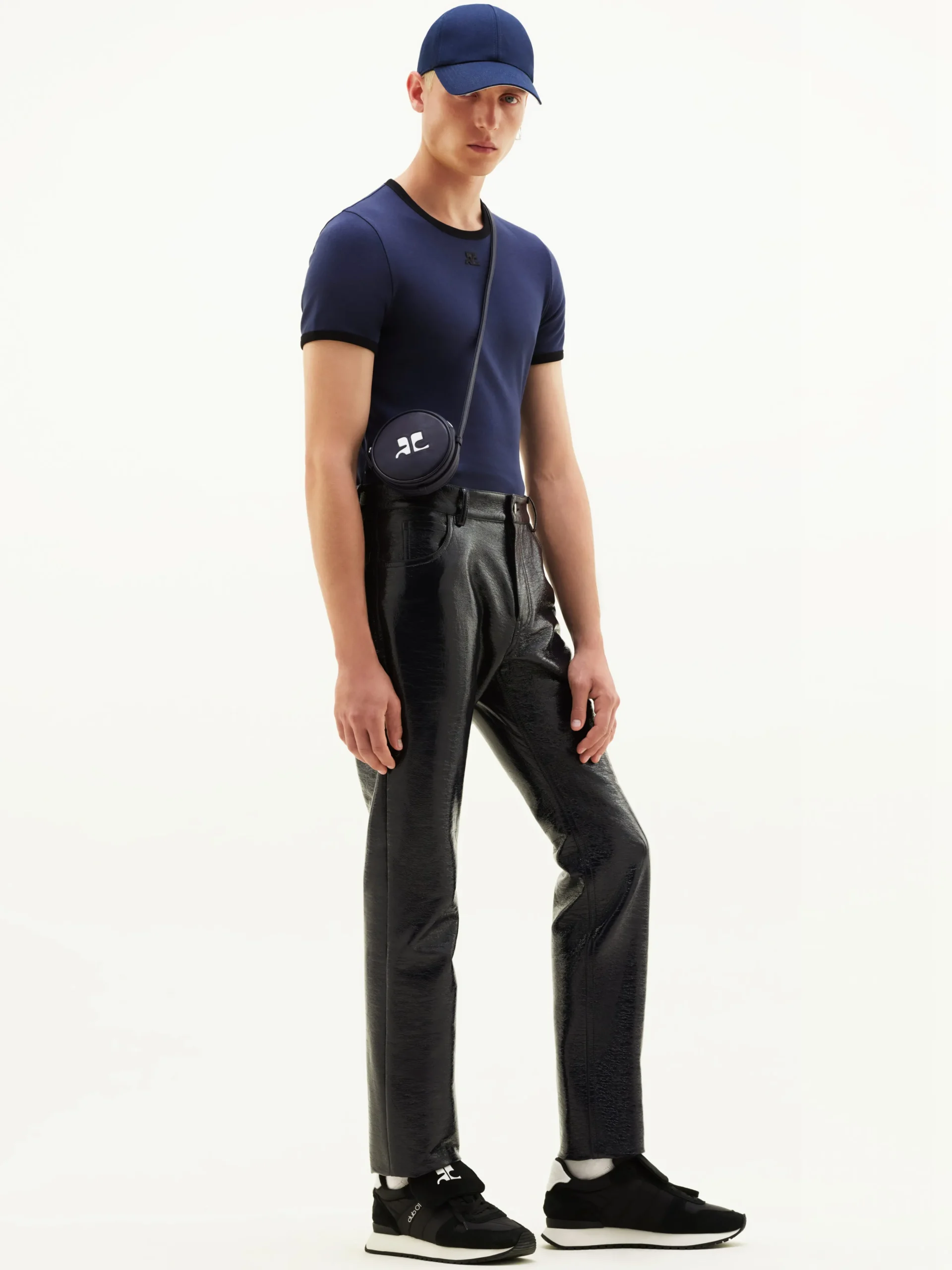 SIGNATURE CONTRAST T-SHIRT