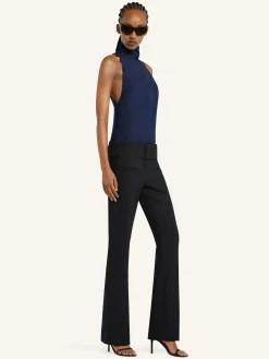 SLEEVELESS SCARF BLOUSE