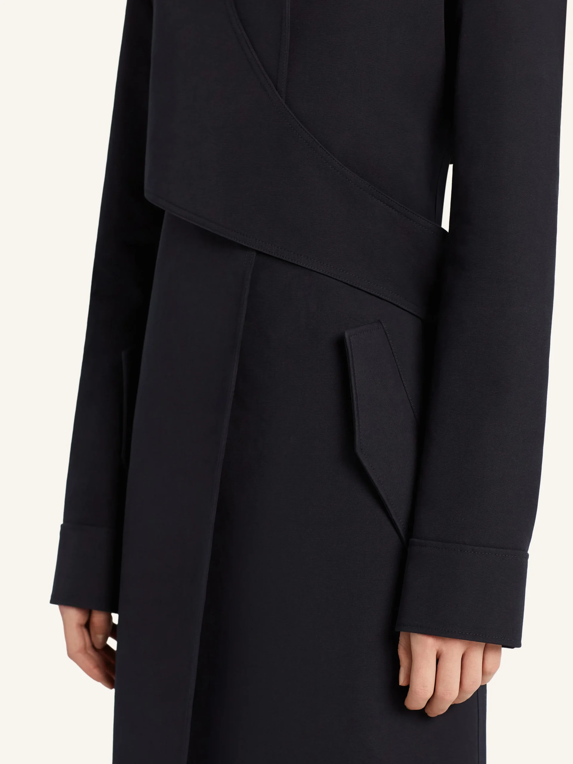 TWIST TRENCH COAT